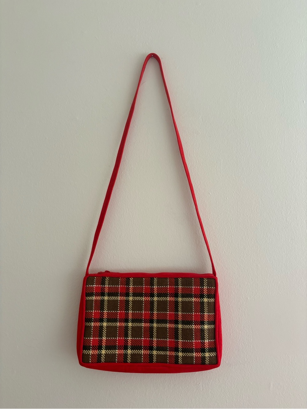 Vintage Red Plaid Crossbody Bag with Slim Shoulder Strap
